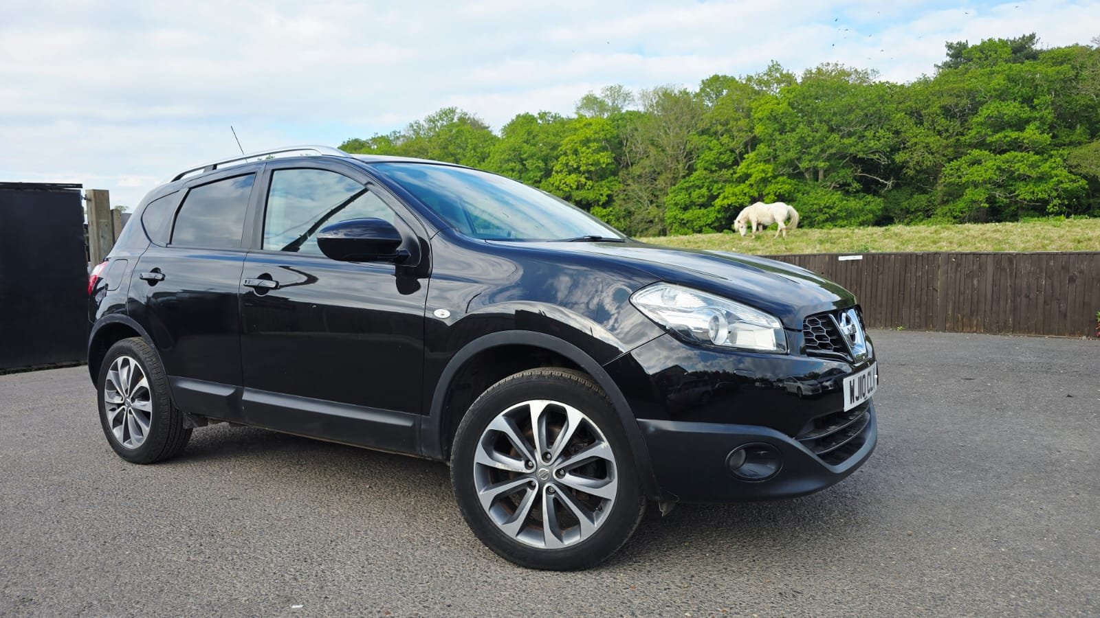 2010 NISSAN QASHQAI TEKNA AUTO 4,895 69,262 MI PETROL AUTOMATIC COMPARE HPI CHECKED WARRANTY... photo