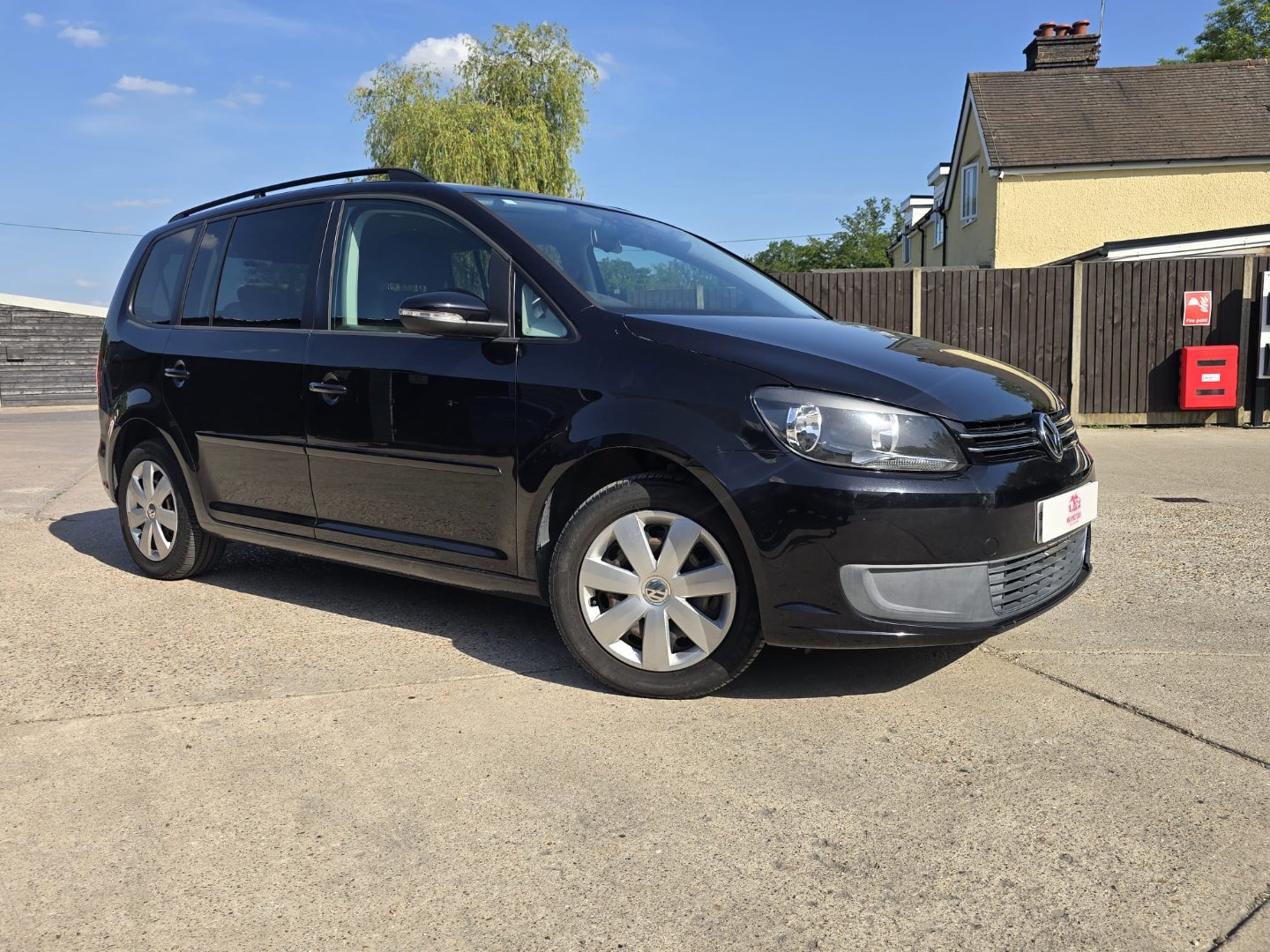 2015 VOLKSWAGEN TOURAN AUTOMATIC 1.4 7,345 43,583 MI PETROL AUTOMATIC COMPARE HPI CHECKED WARRANTY... photo